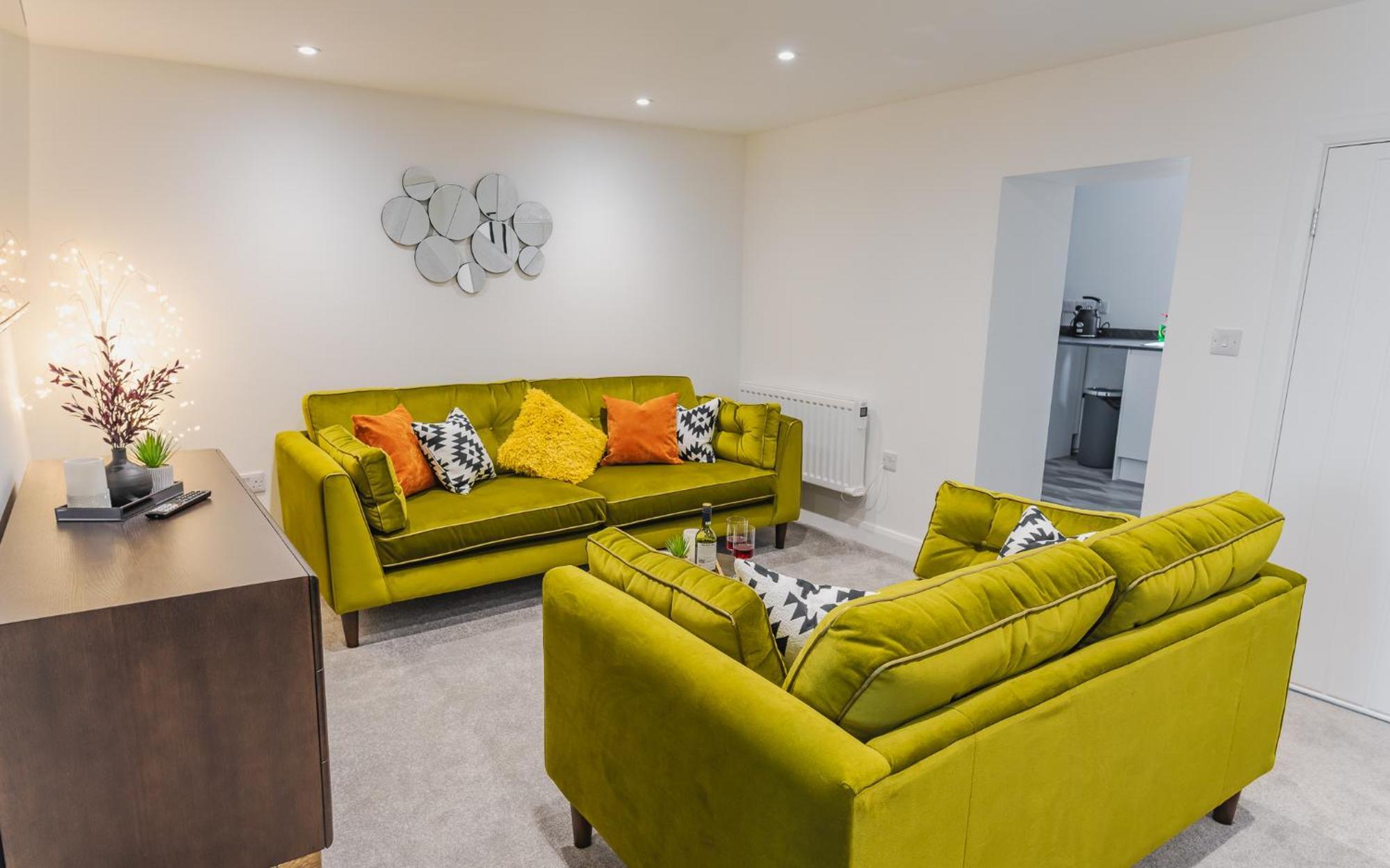 Cosy 2-Bed Apartment In Nettleham Lincoln Exterior photo